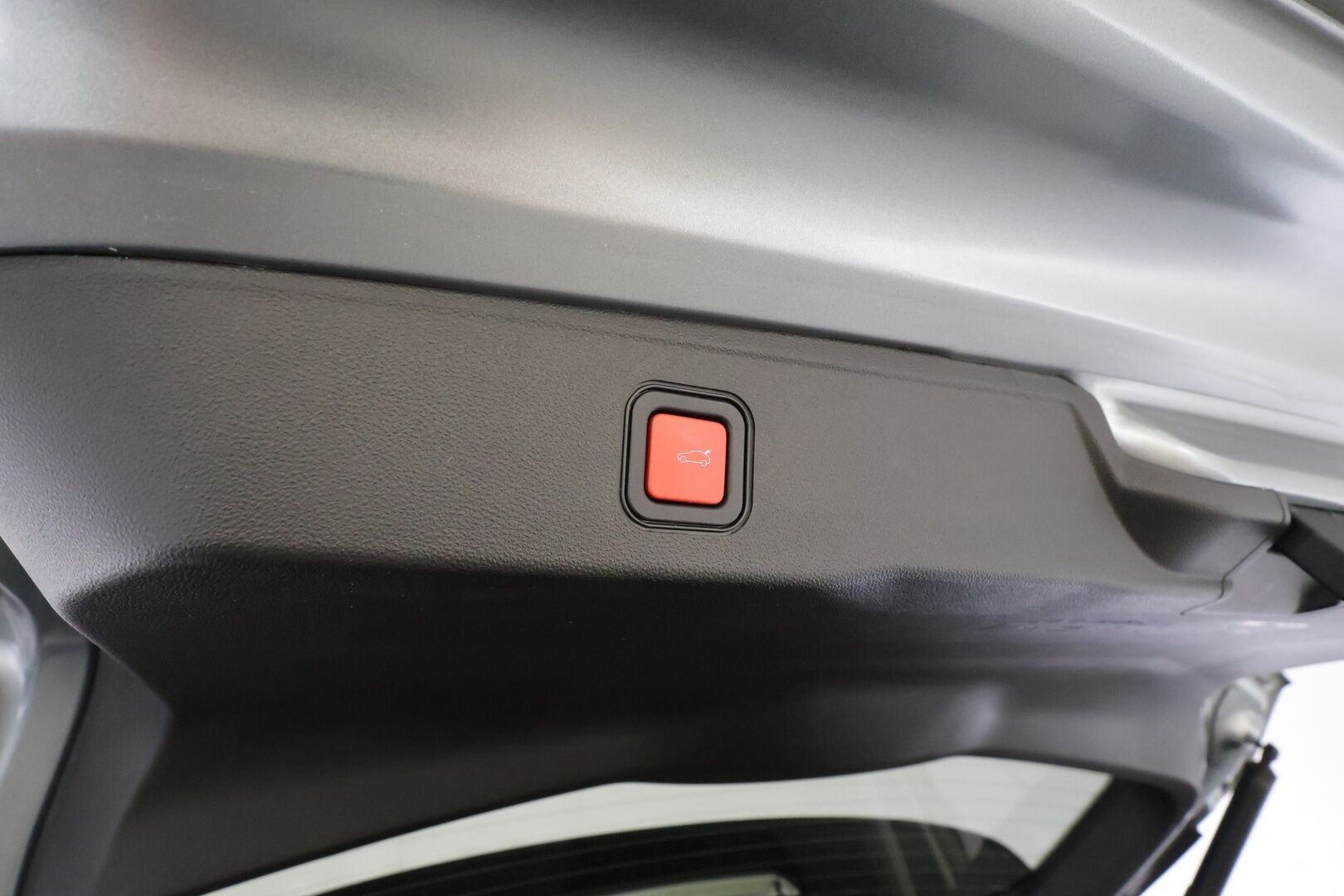 Jeep Avenger 2023 54kWh Automaatti Summit - | ACC | ILP | Puolinahat | LED | Ambient light | P.kamera | Keyless | Apple & Android | Lane Assist | Navi | Sähk. takaluukku | 2x renkaat aluin |