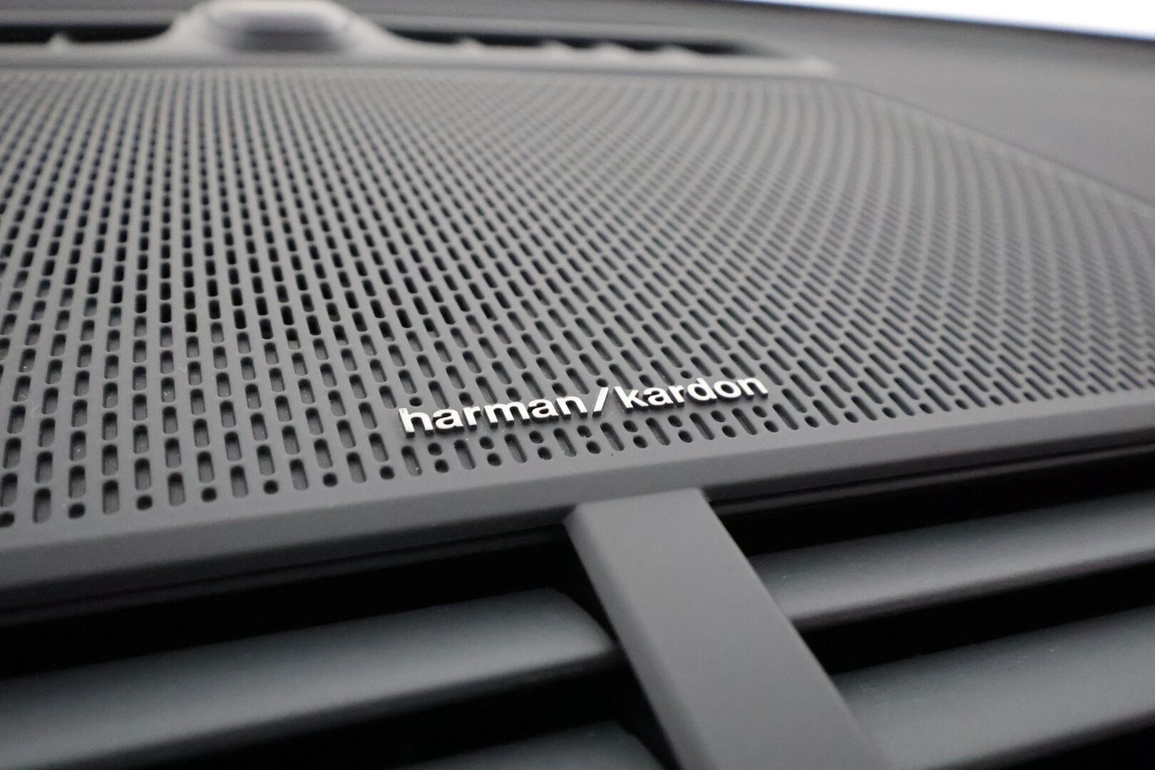Polestar 2 2023 Long Range Single Motor, 170kW *Lasikatto / Koukku / ILP / ACC / H&K / 360° / LED / Sporttipenkki Muistilla / Navi* - 1-om Suomi-auto / Akku kuntotarkastettu SoH 96,1% / 2x Latauskaapelit /  Kahdet Renkaat / Merkkihuollettu!