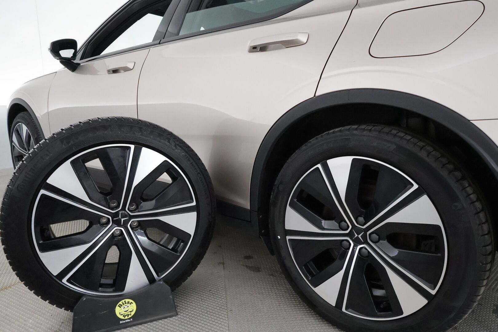 Polestar 2 2023 Long Range Single Motor, 170kW *Lasikatto / Koukku / ILP / ACC / H&K / 360° / LED / Sporttipenkki Muistilla / Navi* - 1-om Suomi-auto / Akku kuntotarkastettu SoH 96,1% / 2x Latauskaapelit /  Kahdet Renkaat / Merkkihuollettu!