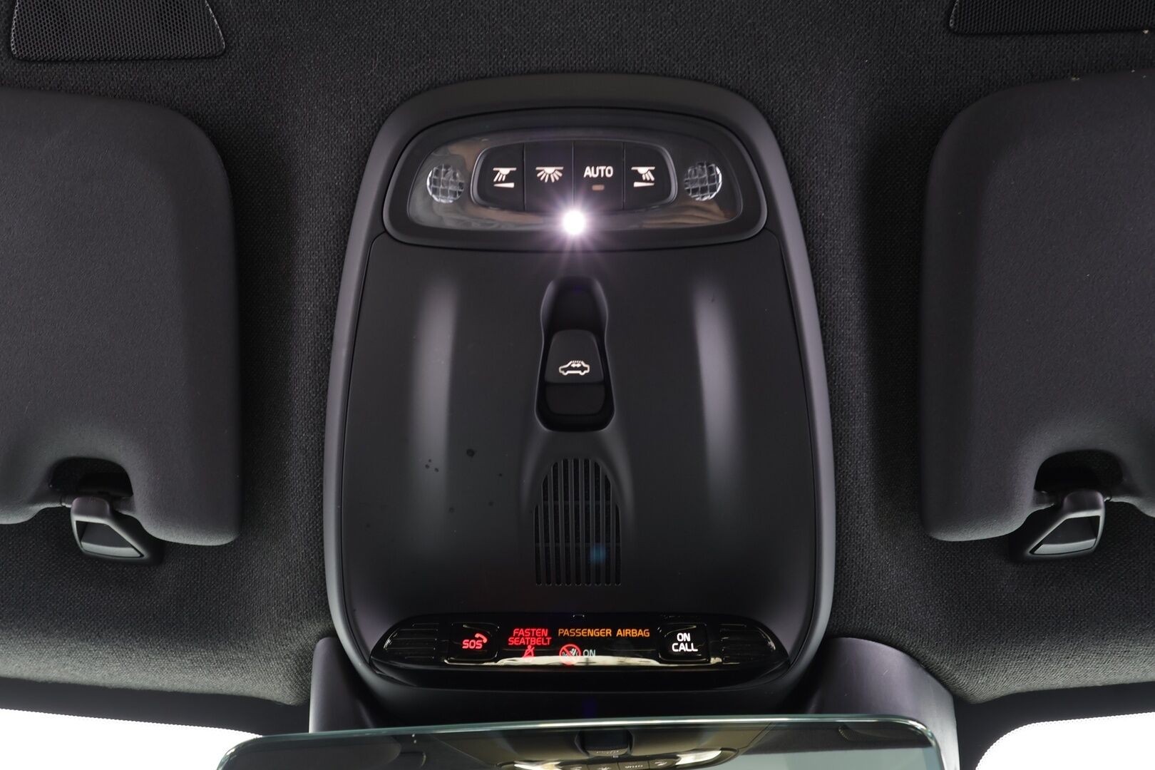 Volvo XC40 2023 T5 TwE Ultimate Bright aut - * H&K | Panorama | Koukku | ACC | LED | 360 | Sportpenkki Muistilla | Keyless *