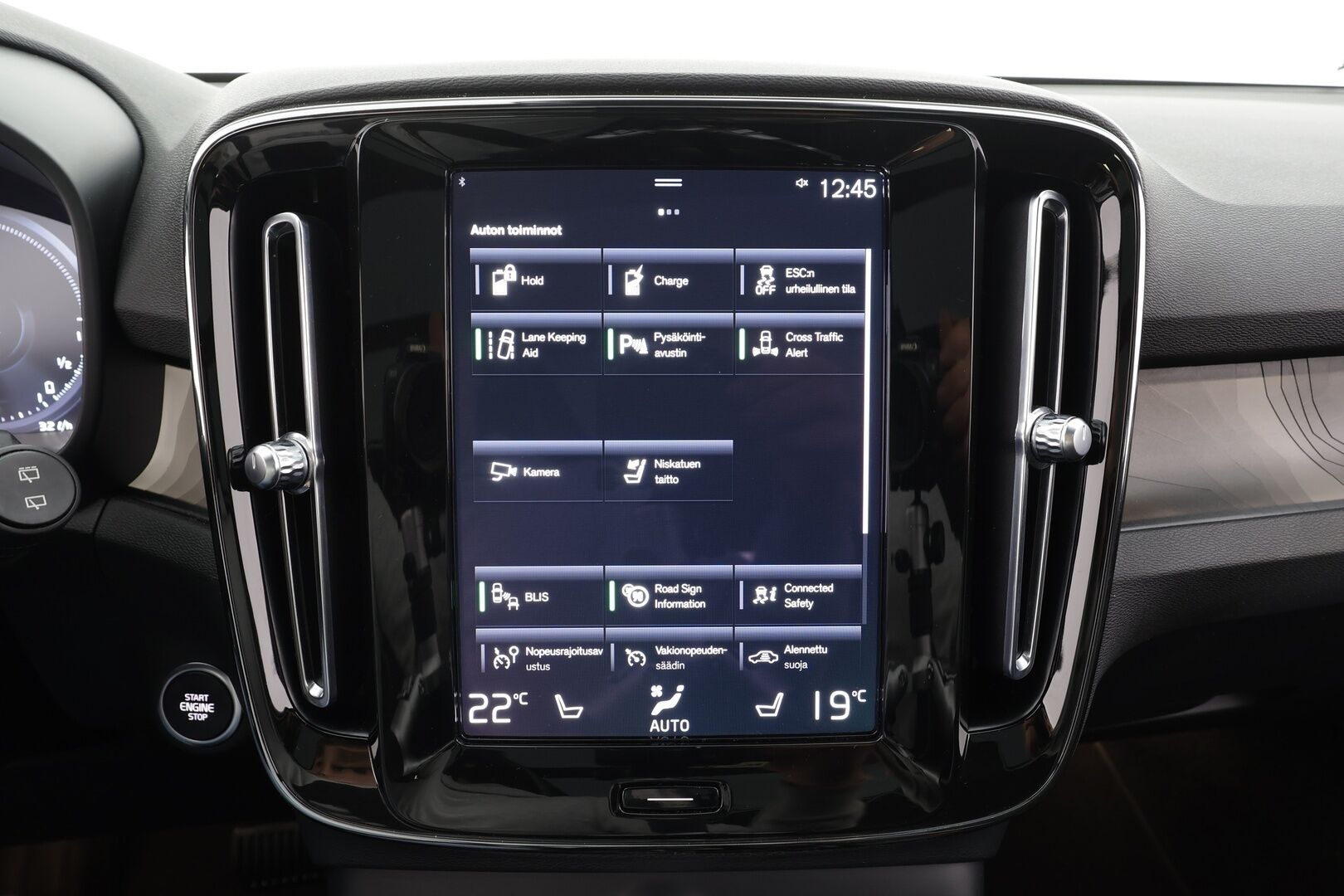 Volvo XC40 2023 T5 TwE Ultimate Bright aut - Juuri huollettu | H&K | Panorama | Koukku | ACC | LED | 360 | Sportpenkki Muistilla | Keyless