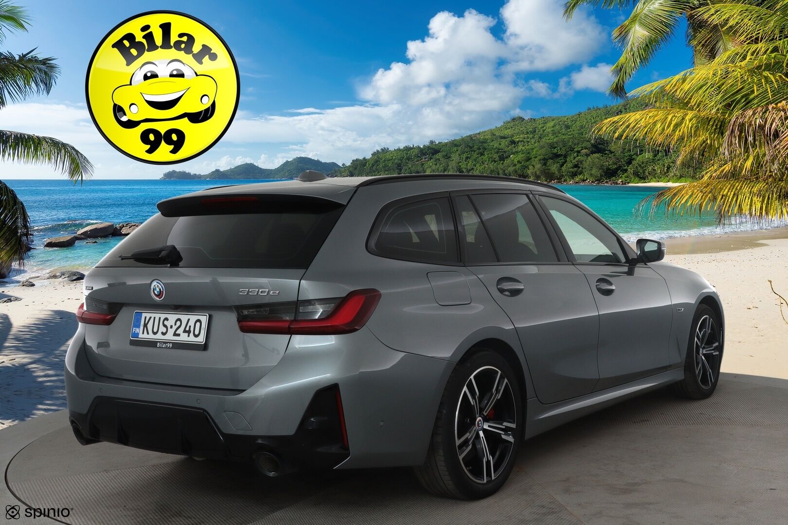 BMW 330 2023 G21 xDrive A Charged Edition M-Sport *ACC / HUD / Adapt.LED / H&K / P.kamera / Sporttipenkit / Facelift / Koukku* - 1.Om Suomi-auto / Kahdet renkaat aluvanteilla / Merkkihuollettu / Akku kuntotarkastettu SOH 93,6% 