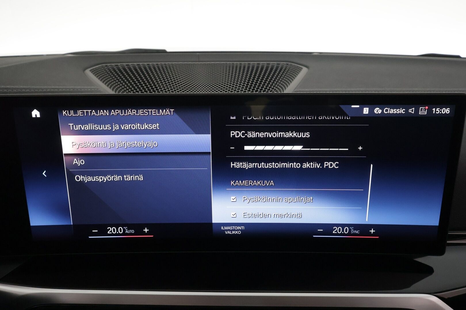 BMW i4 2023 eDrive40 * ACC / P.kamera / Sporttipenkit / LED / Navi / Sähköluukku / Puolinahat * - 1.Om Suomi-auto / Akku kuntotarkastettu SoH 96,6% / Kahdet renkaat aluvanteilla