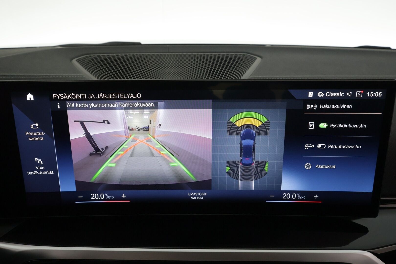 BMW i4 2023 eDrive40 * ACC / P.kamera / Sporttipenkit / LED / Navi / Sähköluukku / Puolinahat * - 1.Om Suomi-auto / Akku kuntotarkastettu SoH 96,6% / Kahdet renkaat aluvanteilla