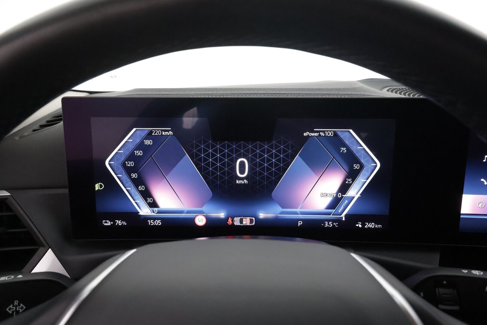 BMW i4 2023 eDrive40 * ACC / P.kamera / Sporttipenkit / LED / Navi / Sähköluukku / Puolinahat * - 1.Om Suomi-auto / Akku kuntotarkastettu SoH 96,6% / Kahdet renkaat aluvanteilla