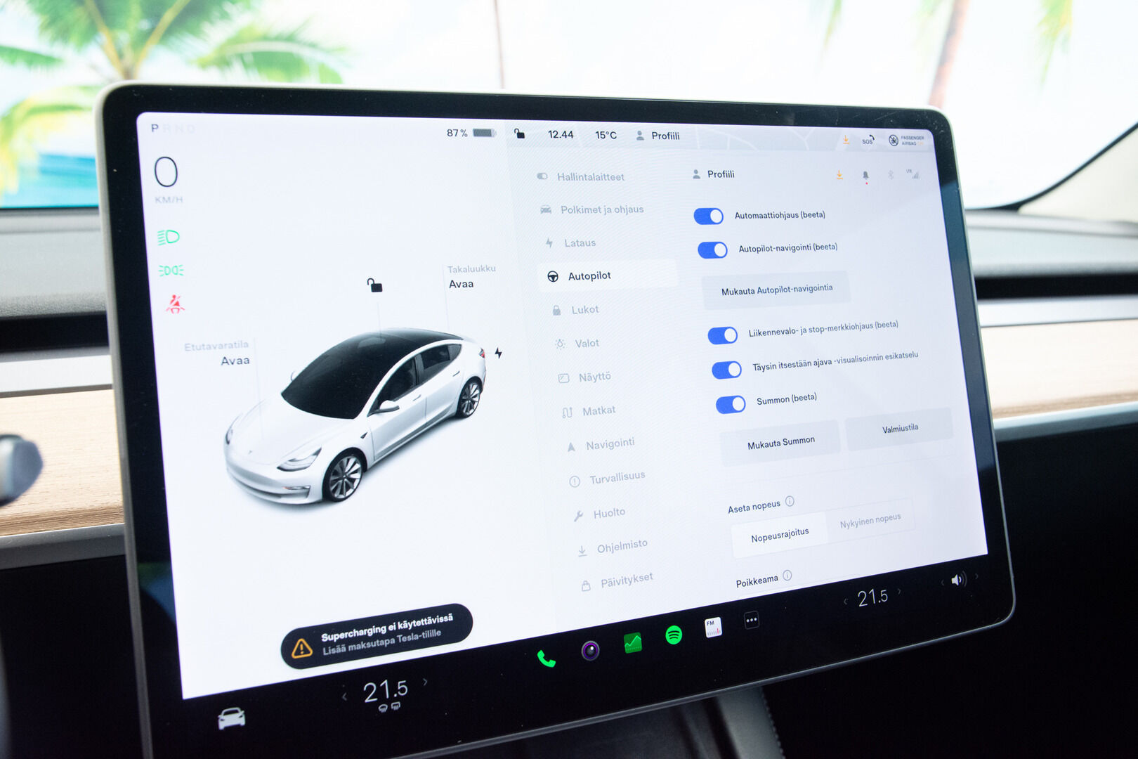 TESLA MODEL 3 2021 Long Range Refresh - Refresh | FSD | Koukku | Intel Atom | Premium Audio | ILP | Lasikatto | Puhdas Carvertical | Kahdet alumiinivanteet | Akku kuntotarkastettu