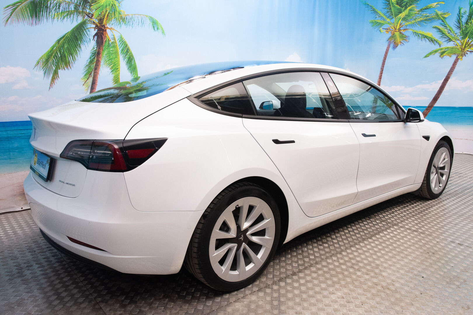 TESLA MODEL 3 2021 Long Range Refresh - Refresh | FSD | Koukku | Intel Atom | Premium Audio | ILP | Lasikatto | Puhdas Carvertical | Kahdet alumiinivanteet | Akku kuntotarkastettu
