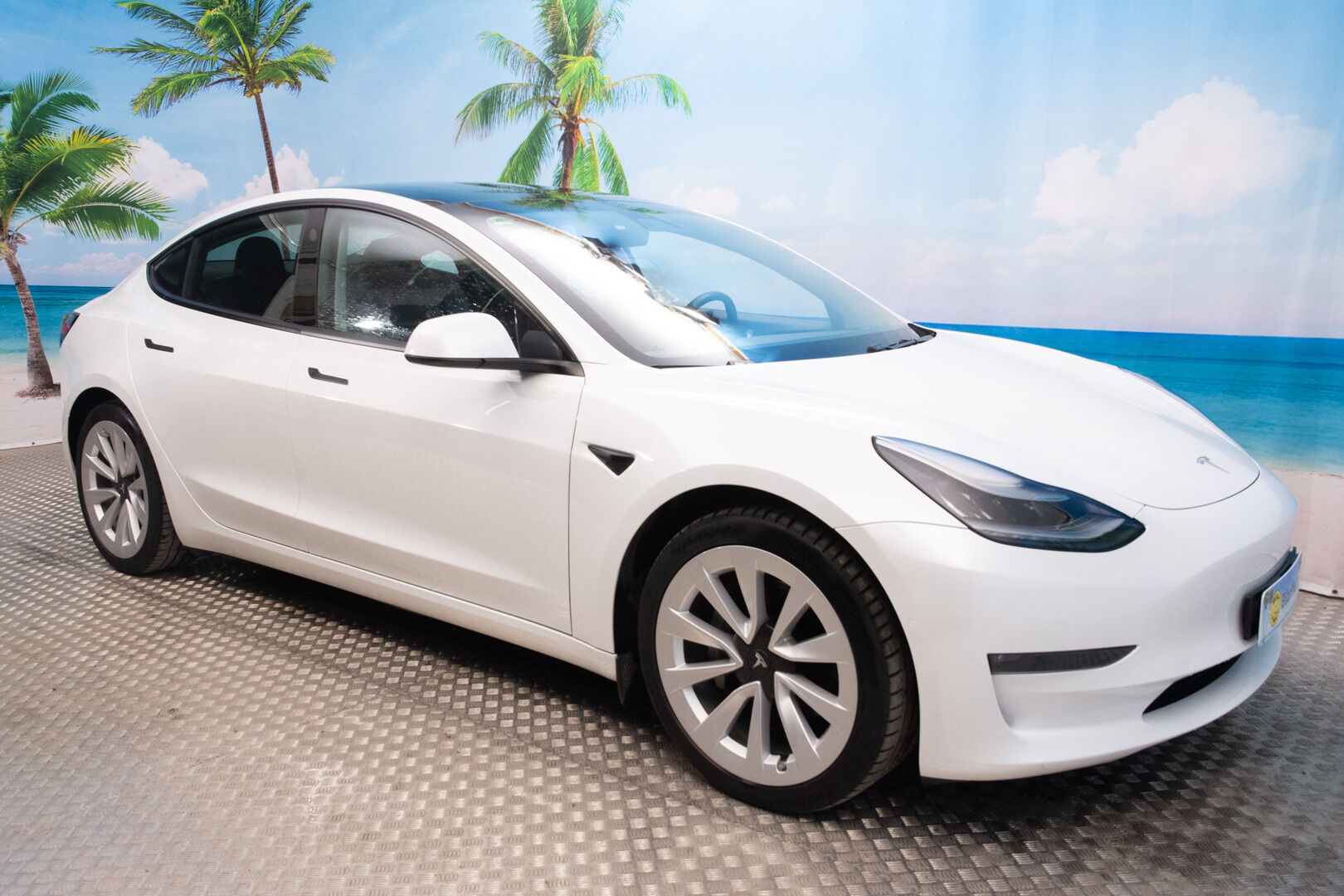 TESLA MODEL 3 2021 Long Range Refresh - Refresh | FSD | Koukku | Intel Atom | Premium Audio | ILP | Lasikatto | Puhdas Carvertical | Kahdet alumiinivanteet | Akku kuntotarkastettu