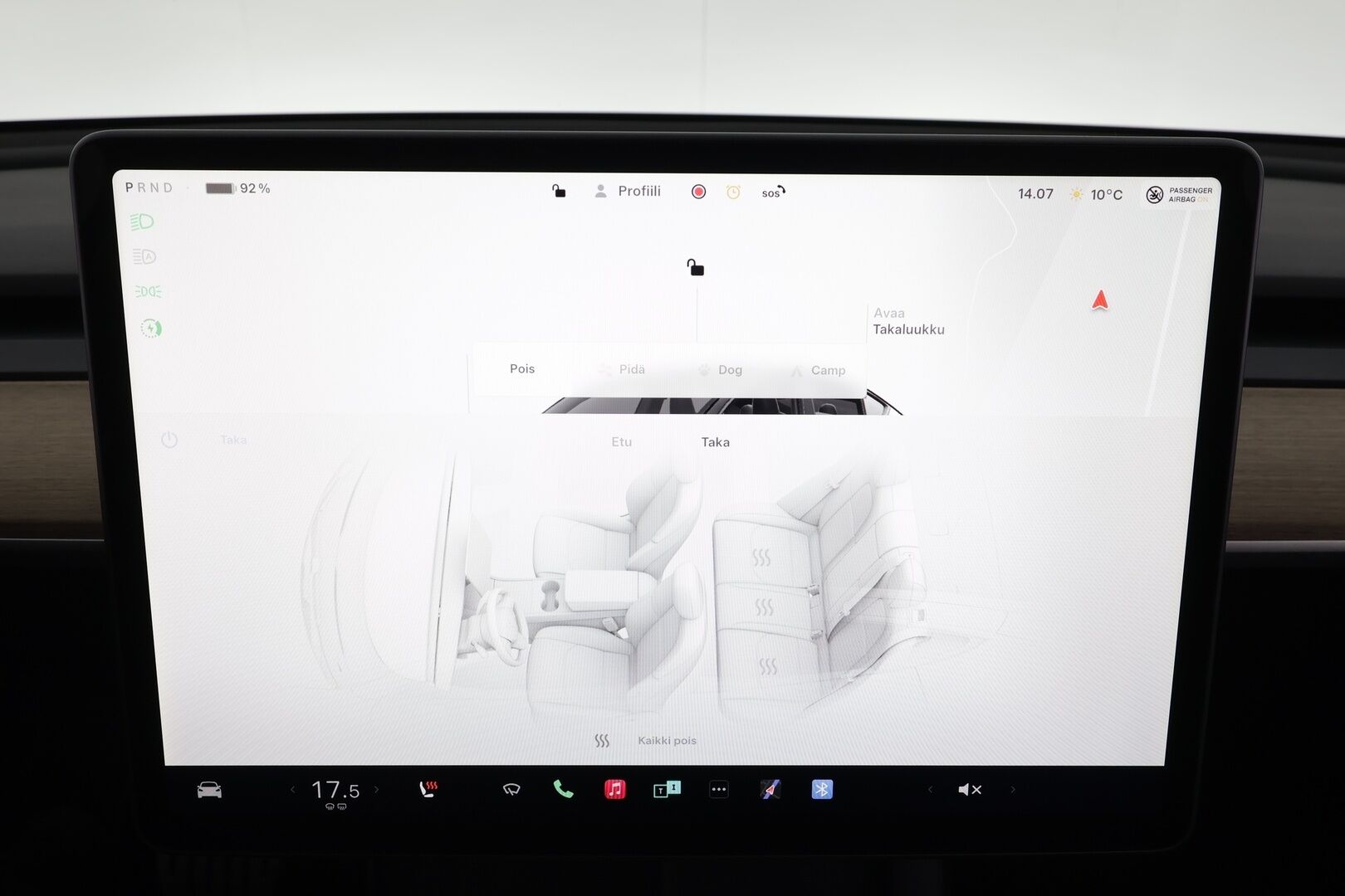 Tesla Model Y 2022 Performance * Koukku / ILP / ACC / Lasikatto / Premium Audio / P.Kamera / Matrix-LED / Muistipenkki / Kaistavahti * - Suomi-auto / Kahdet renkaat aluvanteilla / 2x Latauskaapelit - HULLUT AVAJAISHULINAT KORKOTARJOUS 3,29 %