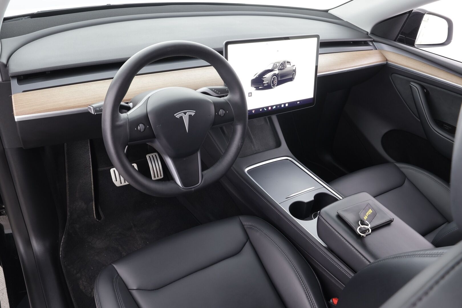 Tesla Model Y 2022 Performance - Vetokoukku | ILP | Ryzen | ACC | Lasikatto | Premium Audio | Matrix-LED | Muistipenkki | Akku kuntotarkastettu | Katsastettu 2.2026 | Suomi-auto | 2x Uberturbine-vanteet 