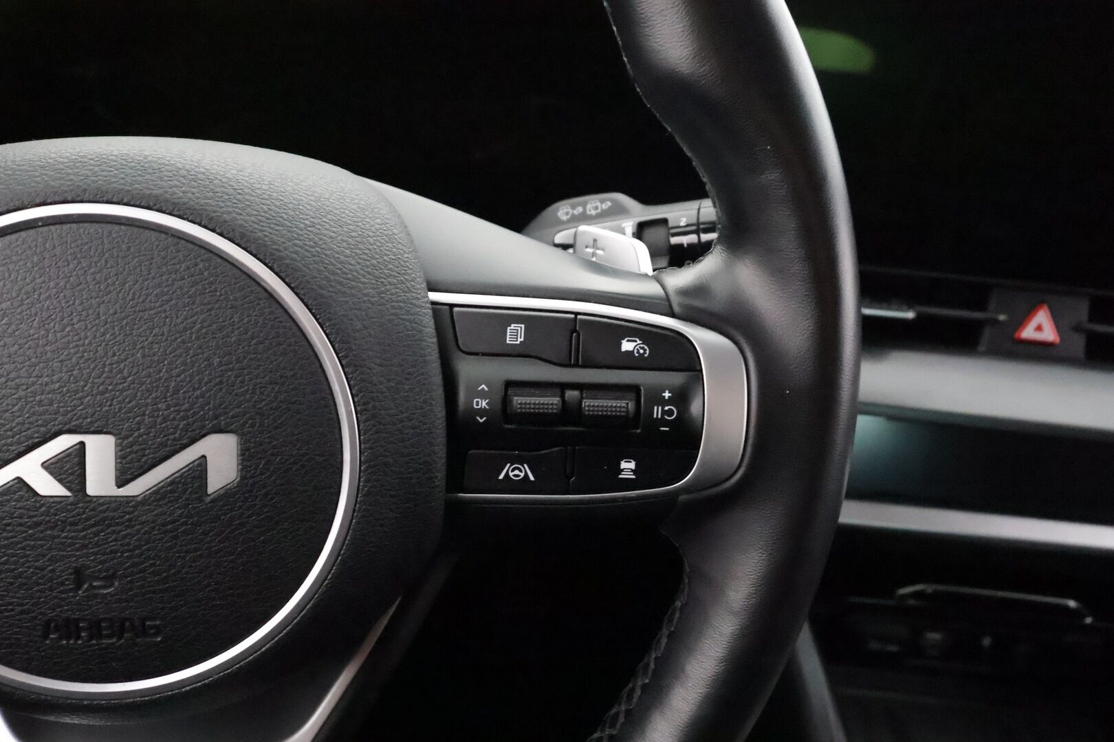 Kia Sportage 2022 1,6 T-GDI AWD Hybrid GT-Line AT 230hv - | ACC | Koukku | Webasto | Harman/Kardon | Ilm. sähköpenkit | Muistipenkki | 360° | Nahka-alcantara | HDA | BSM | Keyless | Lämm. ratti | 