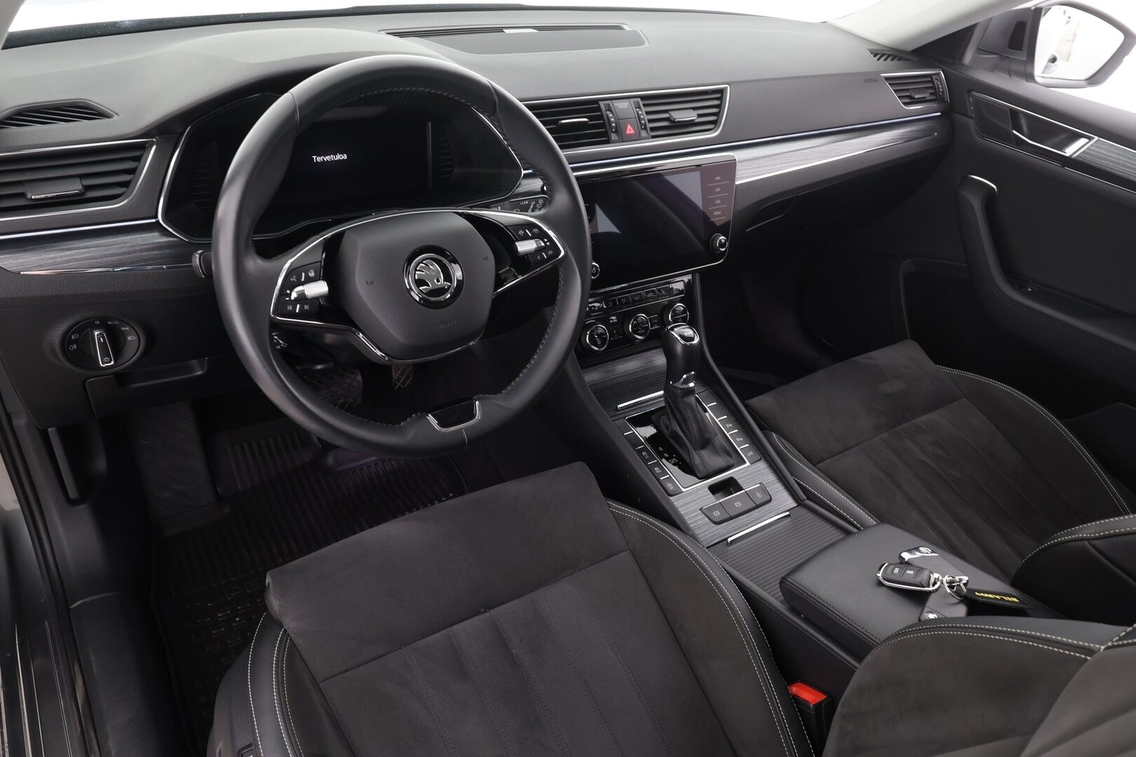 Skoda Superb 2023 Combi 2.0 TDI 200 4x4 Style BusinessLine DSG * Webasto / Koukku / ACC / Matrix-LED / P.Kamera / Muistipenkit / Navi * - Suomi-auto / Kahdet renkaat / Merkkihuollettu! - Osta nyt, maksa vasta ensi vuonna