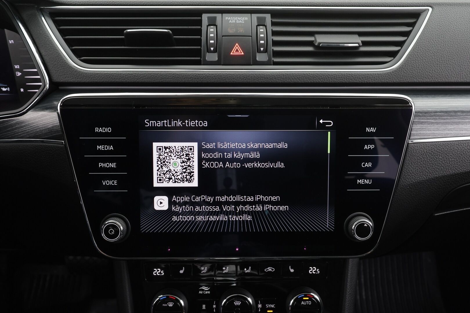 Skoda Superb 2023 Combi 2.0 TDI 200 4x4 Style BusinessLine DSG * Webasto / Koukku / ACC / Matrix-LED / P.Kamera / Muistipenkit / Navi * - Suomi-auto / Kahdet renkaat / Merkkihuollettu! - Osta nyt, maksa vasta ensi vuonna