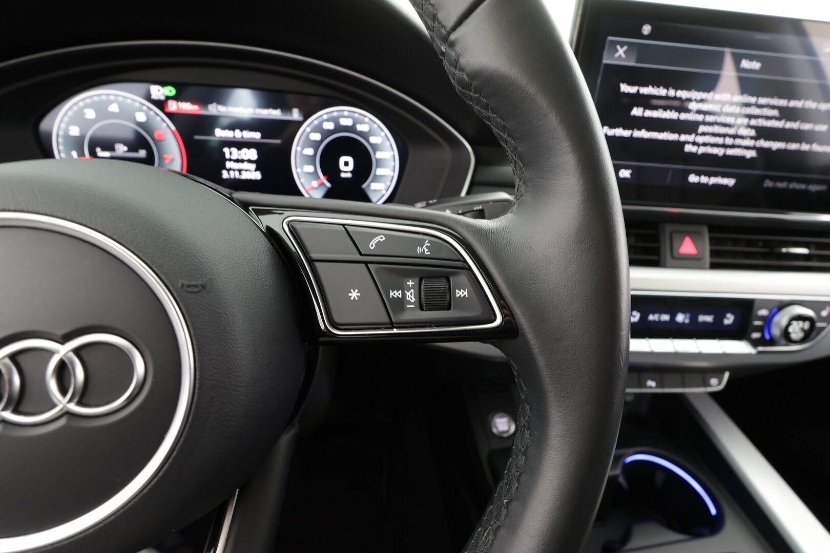 Audi A5 2023 Sportback Progress Plus 35 TFSI MHEV S-tronic * Vakkari / Webasto / Matrix LED / Digimittaristo / P.kamera * - Siistikuntoinen, hyvin varusteltu ja huollettu A5 kaksilla hyväkuntoisilla renkailla! - HULLUT JOULUT KORKOTARJOUS 2,49% 