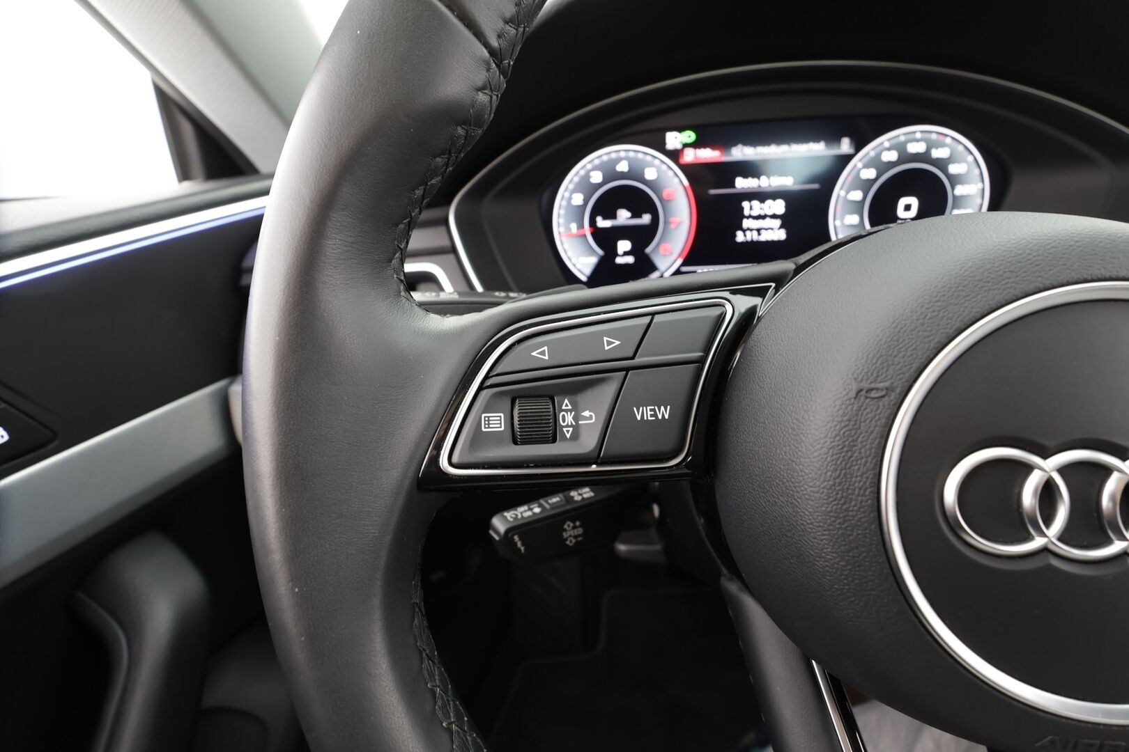 Audi A5 2023 Sportback Progress Plus 35 TFSI MHEV S-tronic * Vakkari / Webasto / Matrix LED / Digimittaristo / P.kamera * - 1.Om Suomi-auto / Sporttipenkit / Kahdet renkaat aluvanteilla