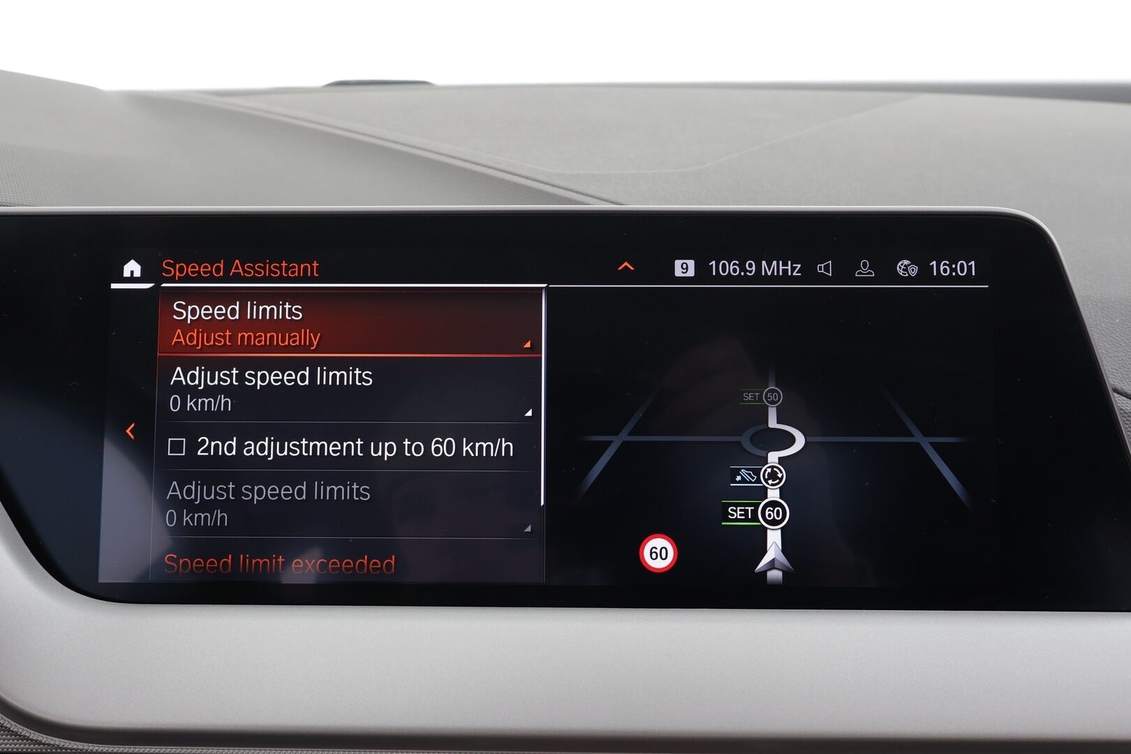 BMW 218 2022 F44 Gran Coupé 218i A Business * 1.Om Suomi-auto / Vakkari / P.kamera / LED / Navi / Digimittaristo / Lohkolämmitin * - Kahdet renkaat aluvanteilla / Merkkihuollettu