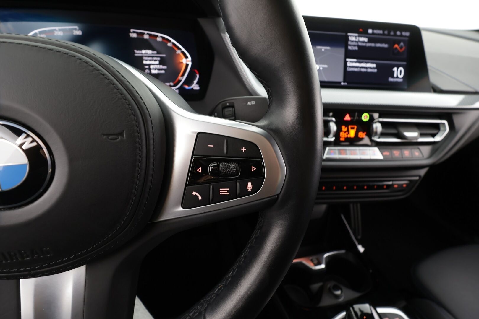 BMW 218 2022 F44 Gran Coupé 218i A Business M Sport * Vakkari / LED / P-Tutkat / Sisätilanlämmitin / Navi / Kaistavahti * - Koukku / Merkkihuollettu / 1-om Suomi-auto / Kahdet renkaat - HULLUT BLACKWEEK JATKOT - KORKOTARJOUS 2,49%