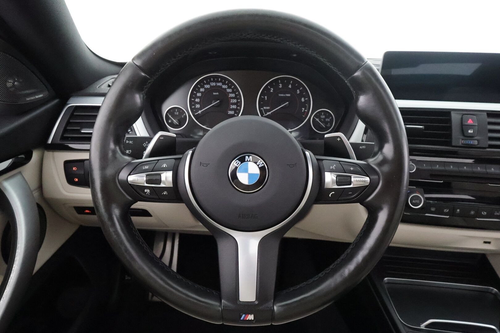 Skoda Octavia 2023 2.0 TDI 150 4x4 Style DSG Autom. - | Canton | Webasto | Koukku | ACC | Matrix-LED | P.kamera | Navi | Kaistavahti | Keyless | Kahdet renkaat | Merkkihuollot | 1-om Suomi-auto |