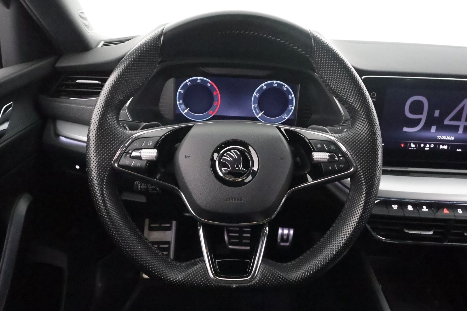 Skoda Octavia 2023 2.0 TDI 150 4x4 Style DSG Autom. - | Canton | Webasto | Koukku | ACC | Matrix-LED | P.kamera | Navi | Kaistavahti | Keyless | Kahdet renkaat | Merkkihuollot | 1-om Suomi-auto |