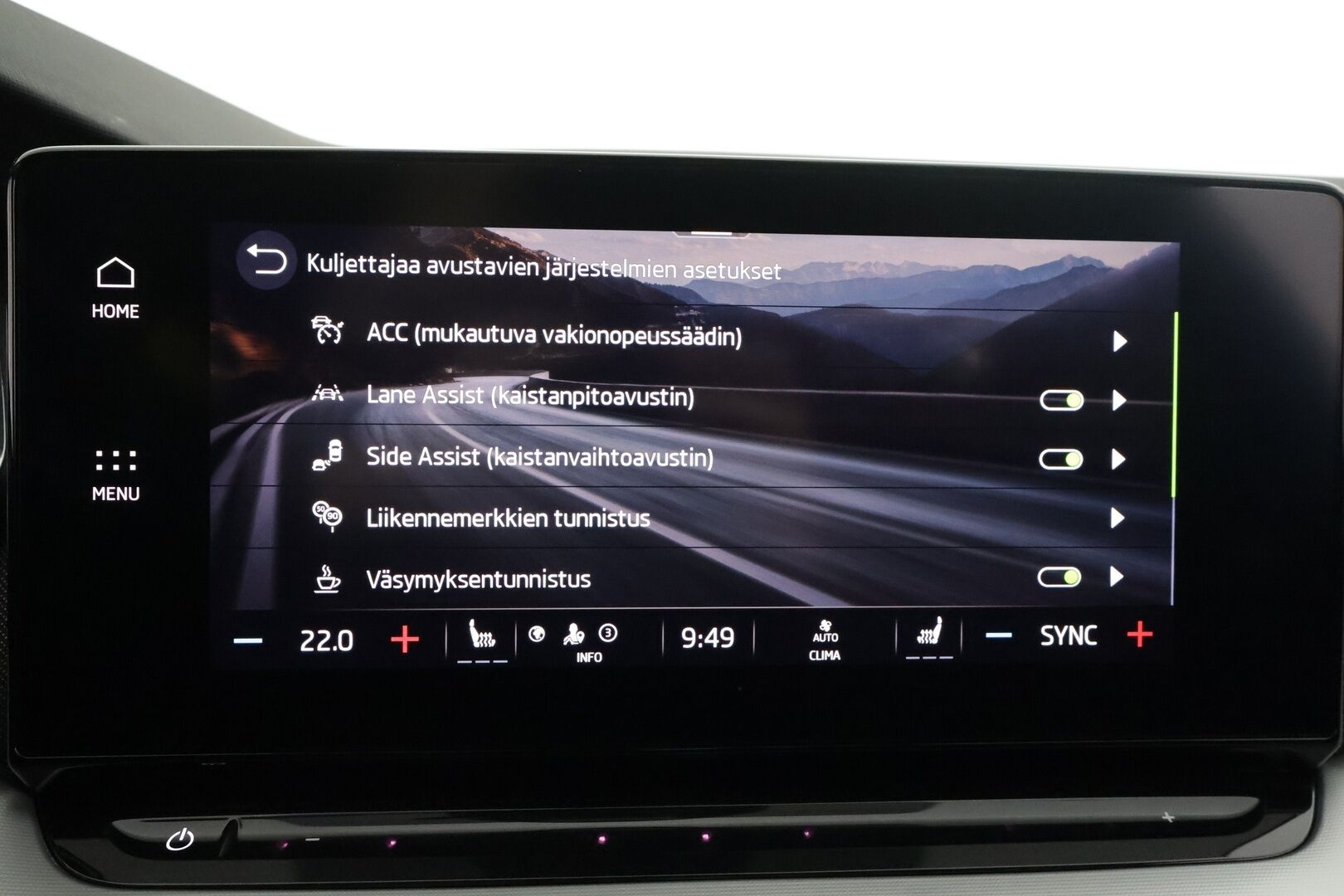 Skoda Octavia 2023 2.0 TDI 150 4x4 Style DSG Autom. - | Canton | Webasto | Koukku | ACC | Matrix-LED | P.kamera | Navi | Kaistavahti | Keyless | Kahdet renkaat | Merkkihuollot | 1-om Suomi-auto |
