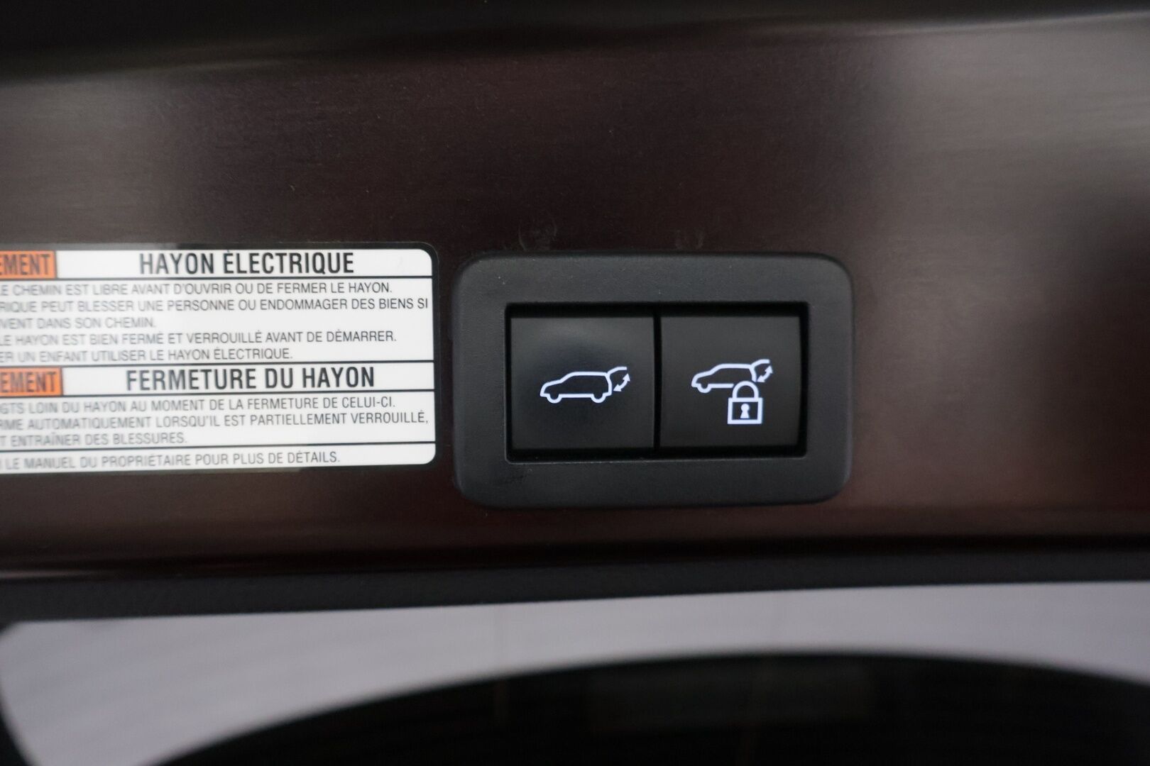 Toyota Yaris Cross 2022 1,5 Hybrid AWD-i Intense - Suomi-auto | Merkkihuollettu | P-Kamera | Mukautuva vakionopeudensäädin | Lohkolämmitin | Keyless | Apple&Android |
