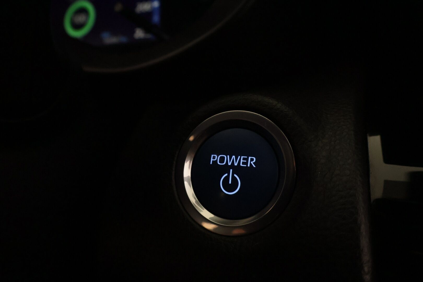 Toyota Yaris Cross 2022 1,5 Hybrid AWD-i Intense - Suomi-auto | Merkkihuollettu | P-Kamera | Mukautuva vakionopeudensäädin | Lohkolämmitin | Keyless | Apple&Android |