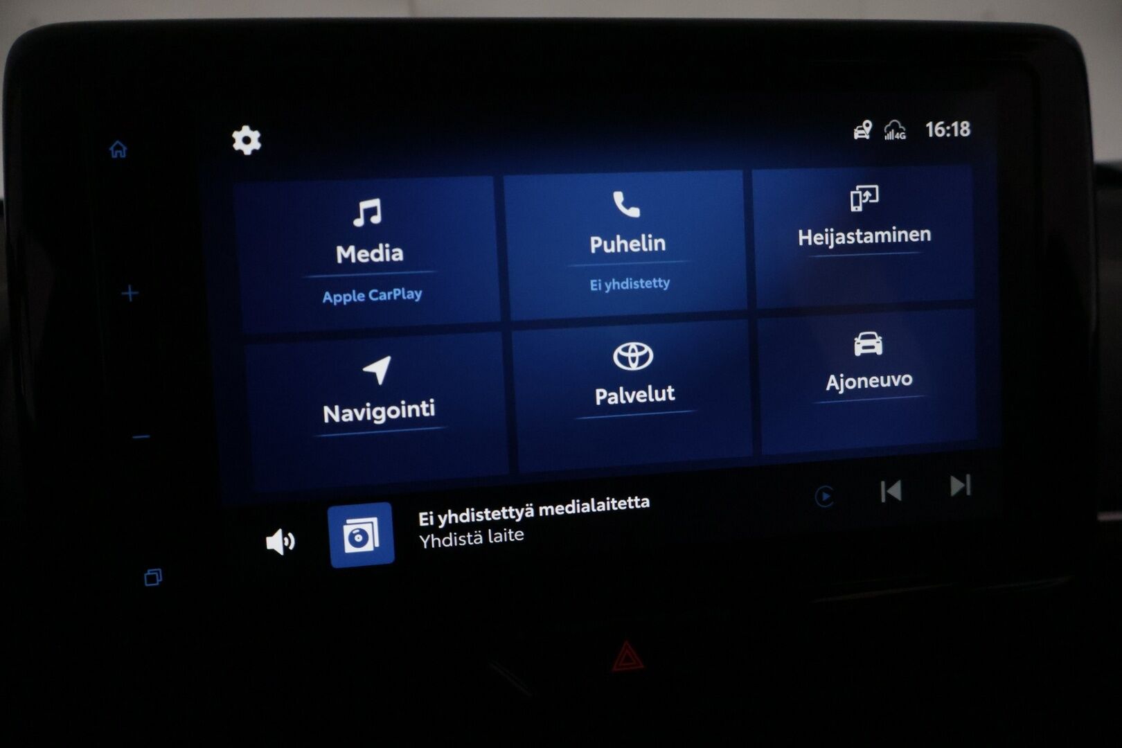 Toyota Yaris Cross 2022 1,5 Hybrid AWD-i Intense - Suomi-auto | Merkkihuollettu | P-Kamera | Mukautuva vakionopeudensäädin | Lohkolämmitin | Keyless | Apple&Android |