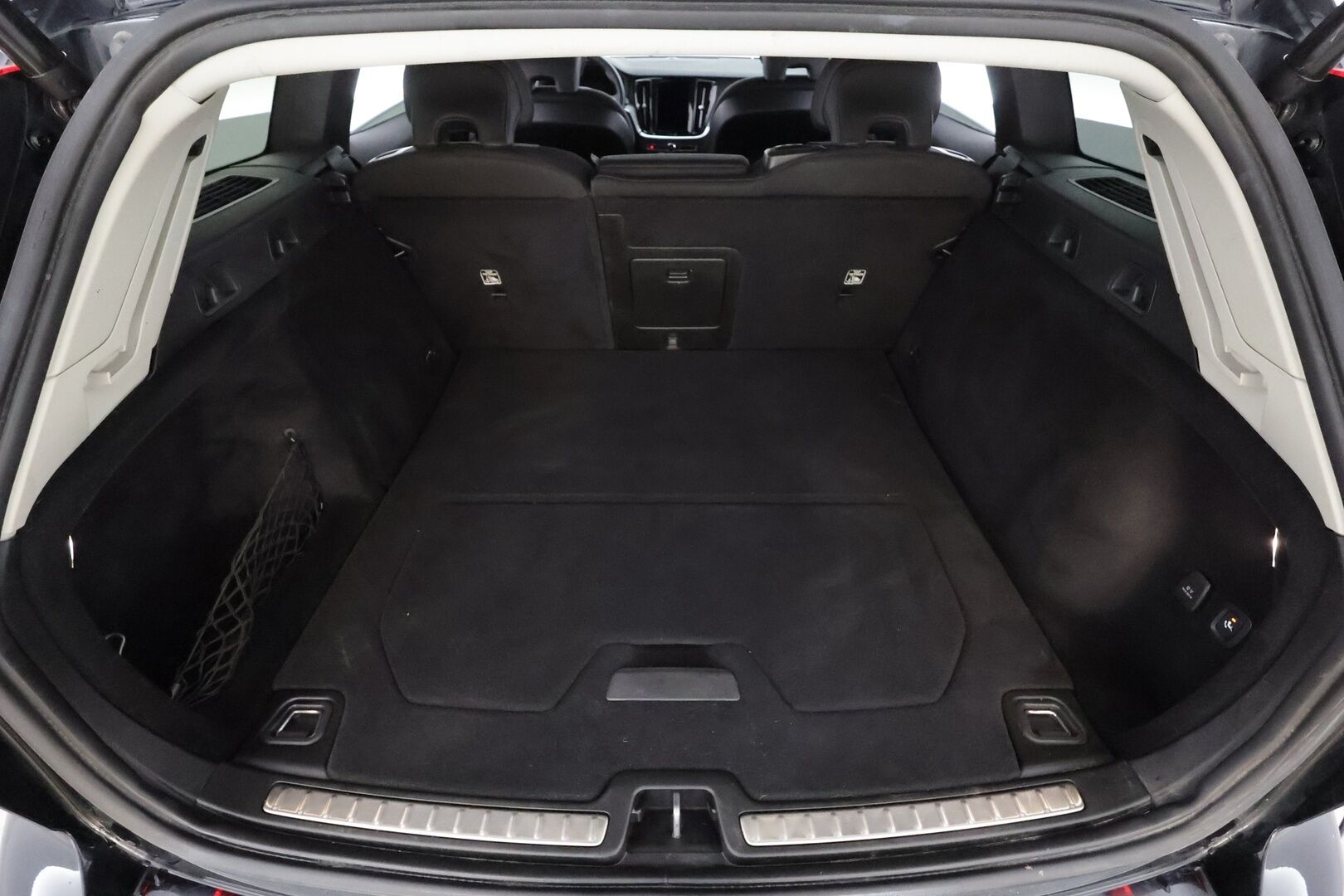 Volvo V60 Cross Country 2023 B4 AWD D-MHEV Business Core aut *ACC / P.tutka / Webasto / LED / Navi / Koukku / Sähköluukku / Facelift / BLIS* - 1.OM Suomi-auto / 2x Renkaat ja vanteet!