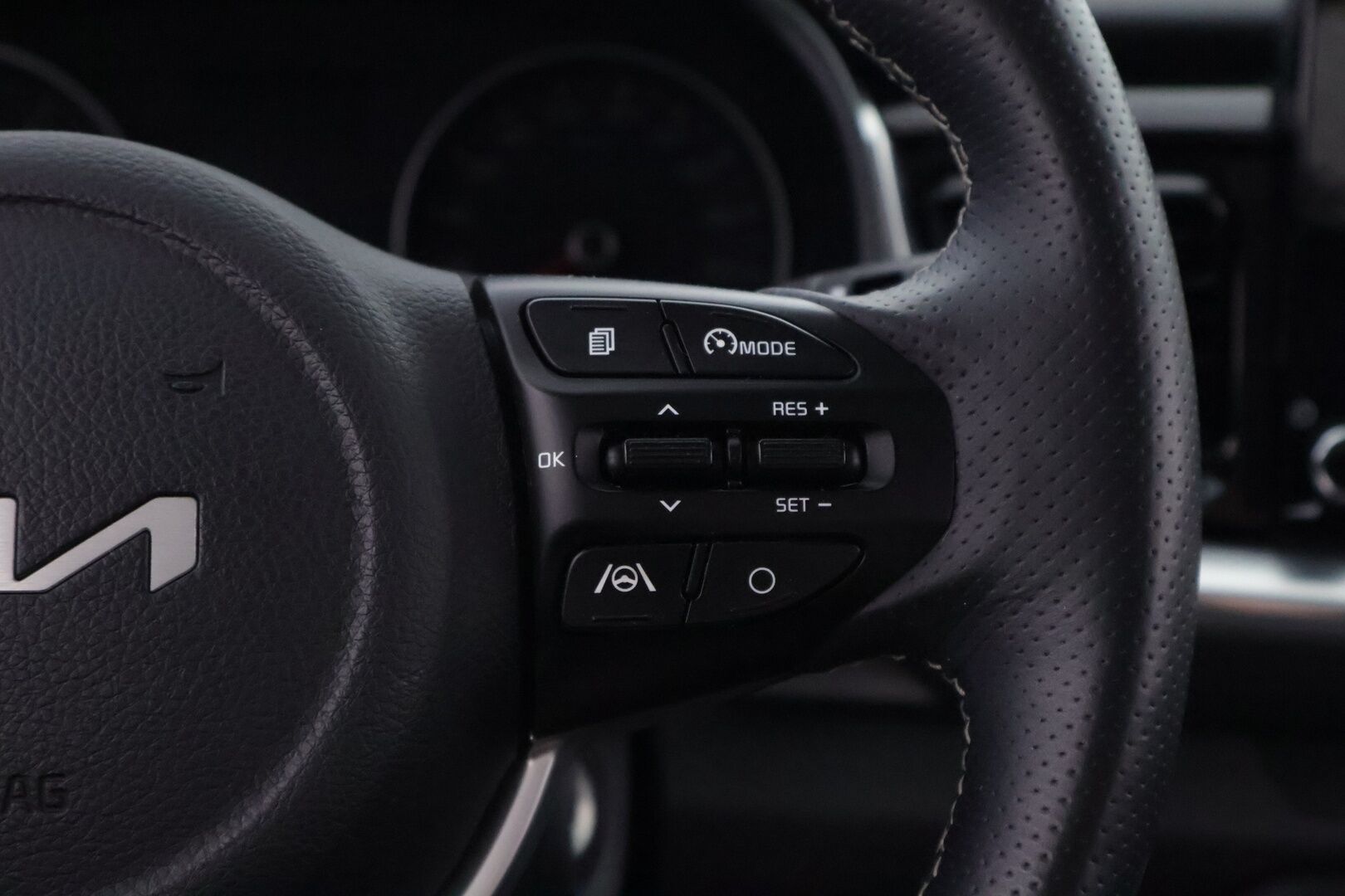 Kia Stonic 2022 1,0 T-GDI 100hv EX Design DCT - 1Om Suomiauto | Vakkari | Peruutuskamera | Lohko&Sisäpistoke | Apple&Android | LED | Ratinlämmitys | Upea!