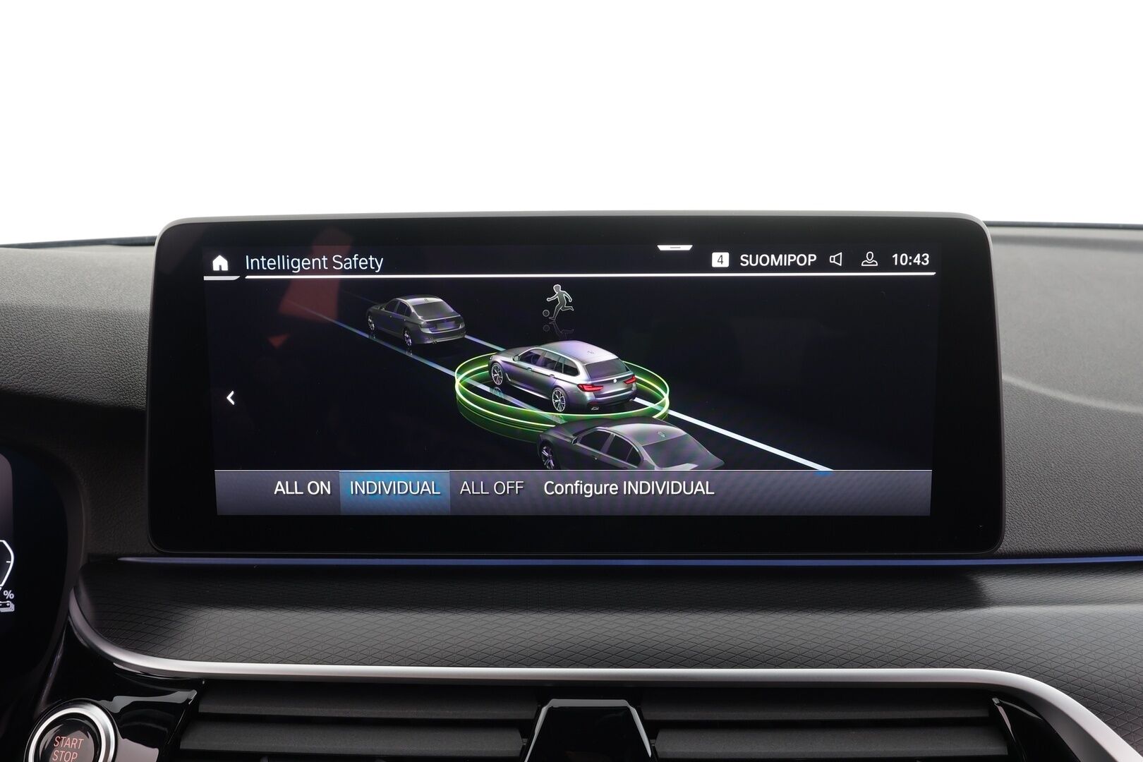 BMW 530 2023 G31 Touring A Charged Edition M Sport * ACC / P.kamera / Adapt.LED / Hifi / Comfort Access / Navi / Sporttinahat * - 1.Om Suomi-auto / Kahdet renkaat aluvanteilla / Merkkihuollettu