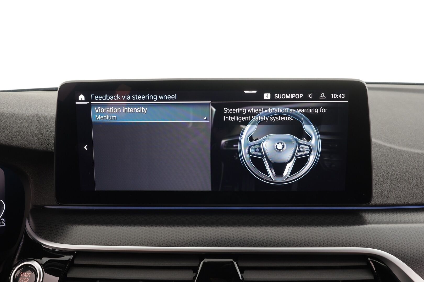 BMW 530 2023 G31 Touring A Charged Edition M Sport * ACC / P.kamera / Adapt.LED / Hifi / Comfort Access / Navi / Sporttinahat * - 1.Om Suomi-auto / Kahdet renkaat aluvanteilla / Merkkihuollettu