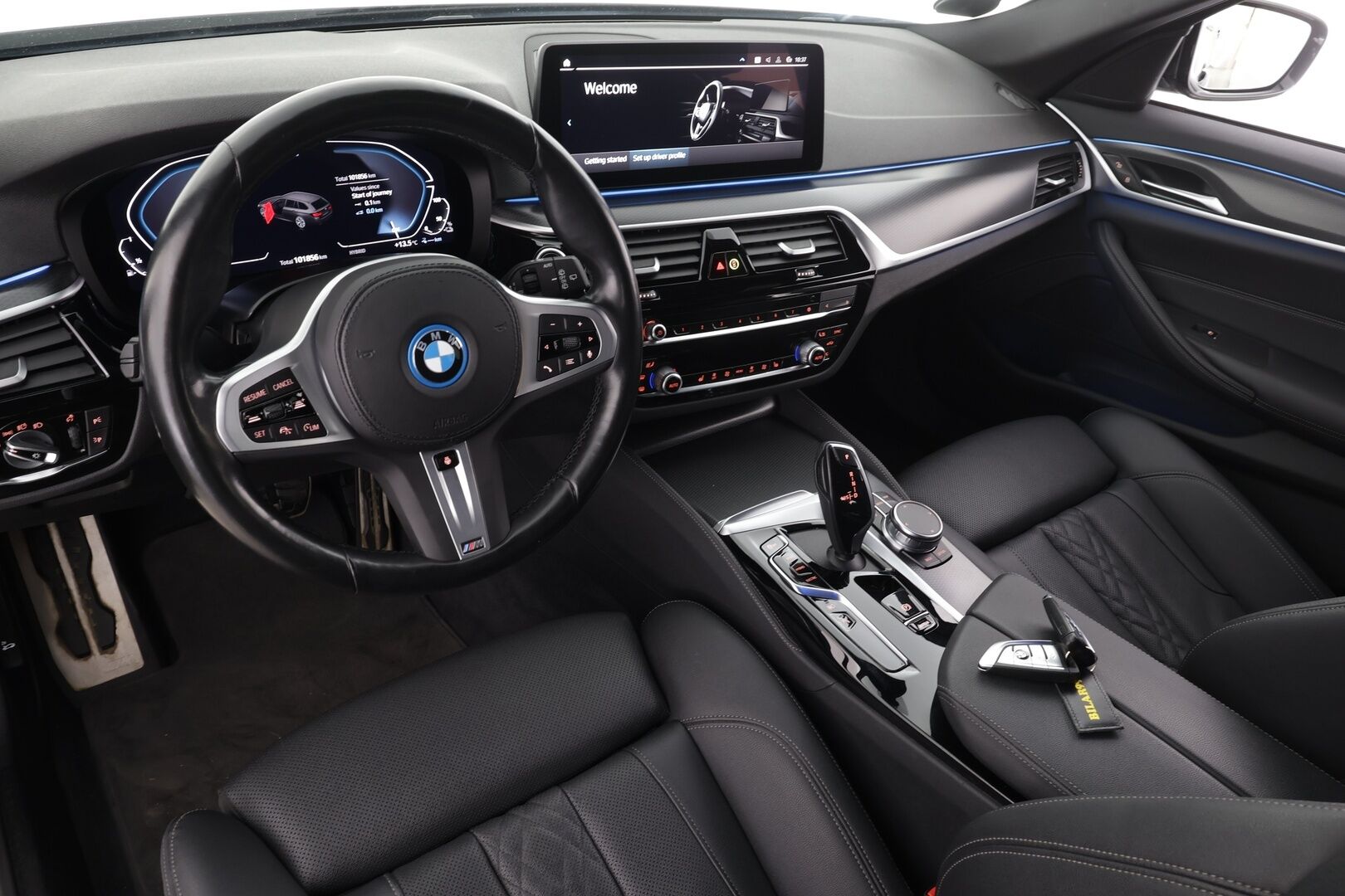 BMW 530 2023 G31 Touring A Charged Edition M Sport * ACC / P.kamera / Adapt.LED / Hifi / Comfort Access / Navi / Sporttinahat * - 1.Om Suomi-auto / Kahdet renkaat aluvanteilla / Merkkihuollettu - HULLUT AVAJAISHULINAT KORKOTARJOUS 3,29 %