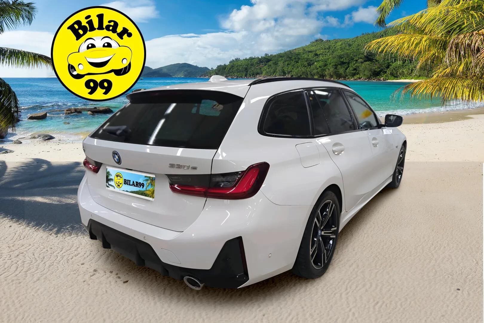 BMW 330 2023 G21 Touring 330e xDrive A Charged Edition M-Sport ** Adapt.vakkari / P-Kamera / HiFi / / Comfort Access ** - 1.om Suomi-auto / 2x vanteet / Merkkihuollettu - Osta nyt, maksa vasta ensi vuonna