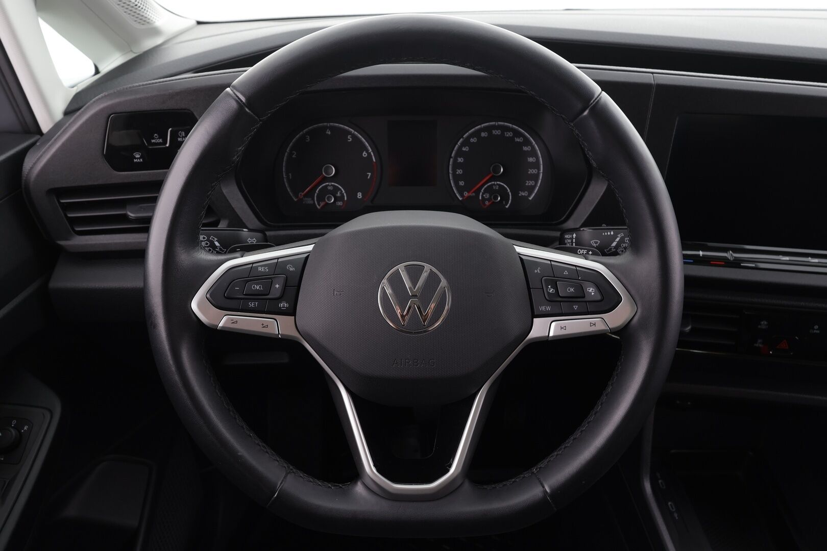 Volkswagen Caddy Maxi 2023 Family 1,5 TSI 84kW DSG 7-Paikkainen * Vakkari / P.tutkat / Webasto / Kaistavahti / Navi / 2xRenkaat * - 1.Om Suomi-auto 