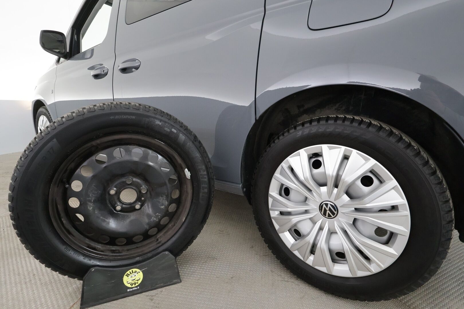 Volkswagen Caddy Maxi 2023 Family 1,5 TSI 84kW DSG 7-Paikkainen * Vakkari / P.tutkat / Webasto / Kaistavahti / Navi / 2xRenkaat * - 1.Om Suomi-auto 