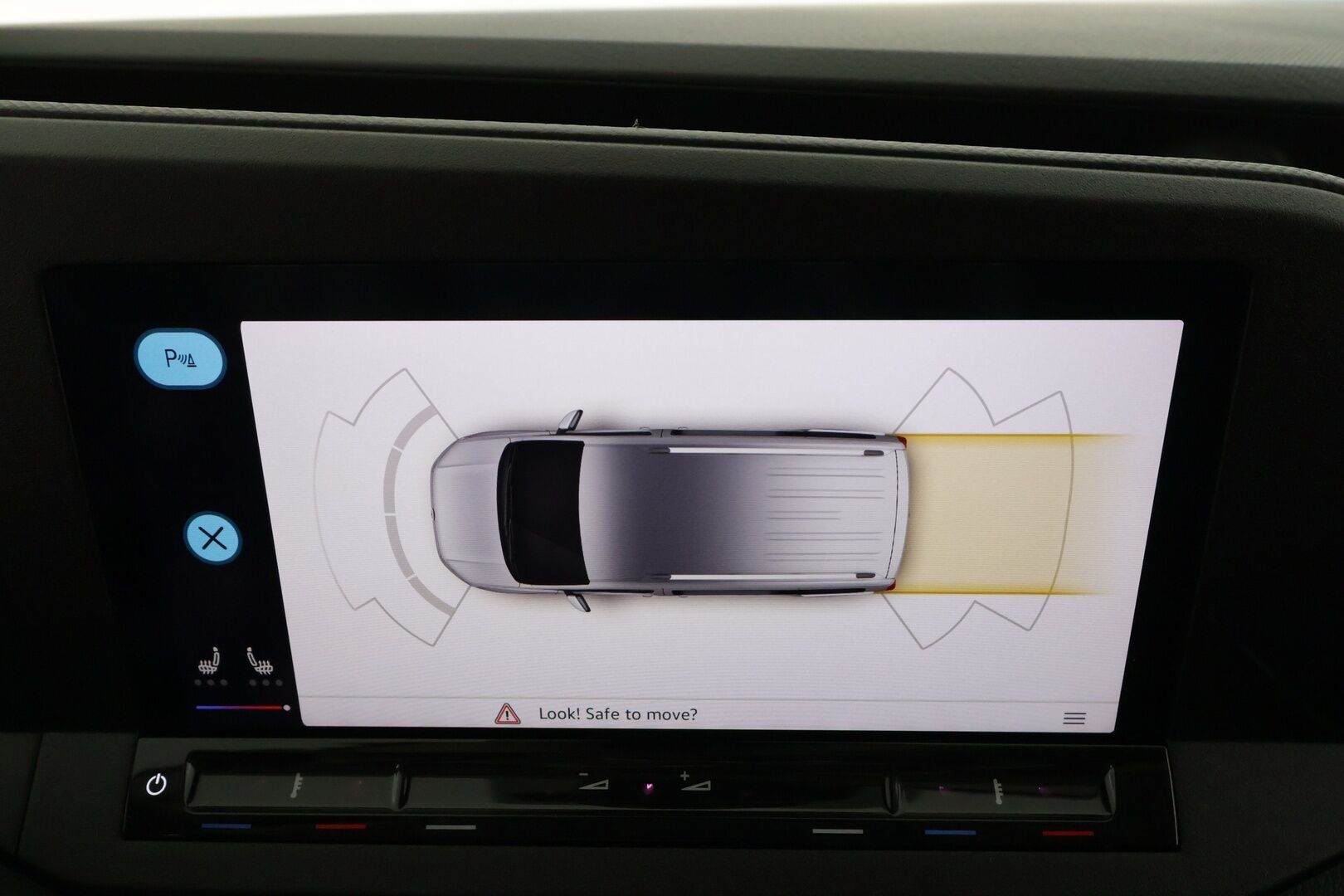 Volkswagen Caddy Maxi 2023 Family 1,5 TSI 84kW DSG 7-Paikkainen * Vakkari / P.tutkat / Webasto / Kaistavahti / Navi / 2xRenkaat * - 1.Om Suomi-auto 