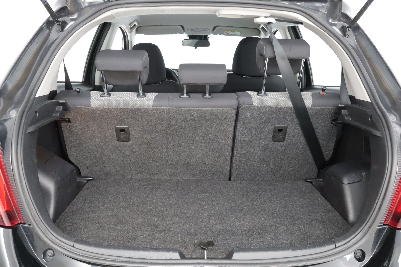 Toyota Yaris 2016 1,5 Hybrid Active 5ov - * P-Kamera / Vakkari / Juuri huollettu! / 2x Hyvät renkaat *