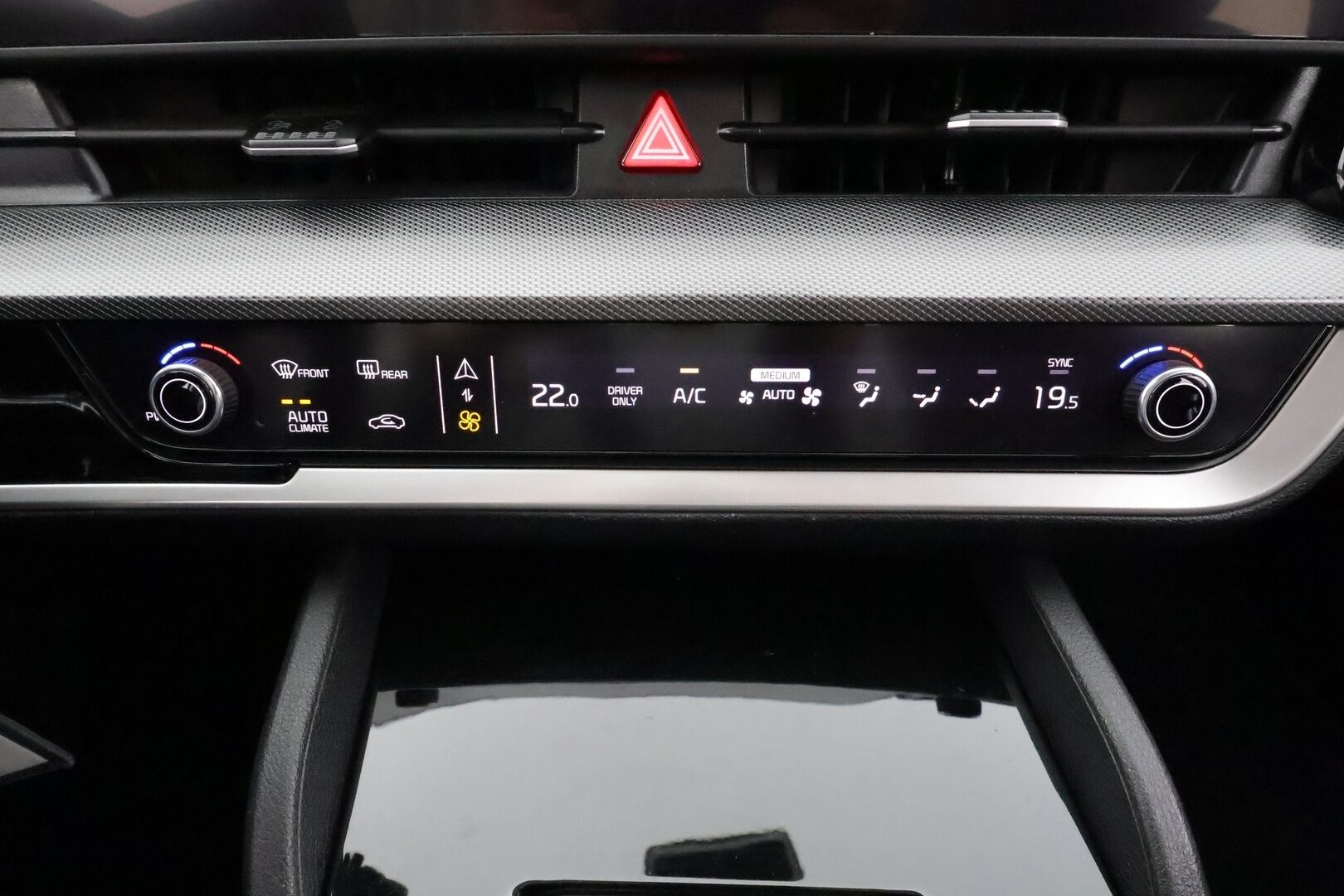 Kia Sportage 2022 1,6 T-GDI AWD Plug-in Hybrid EX AT 265hv * ACC / P.kamera / LED / Navi / Digimittaristo / Ratinlämmitin * - Suomi-auto / Akku kuntotarkastettu SoH 98% / Kahdet renkaat aluvanteilla