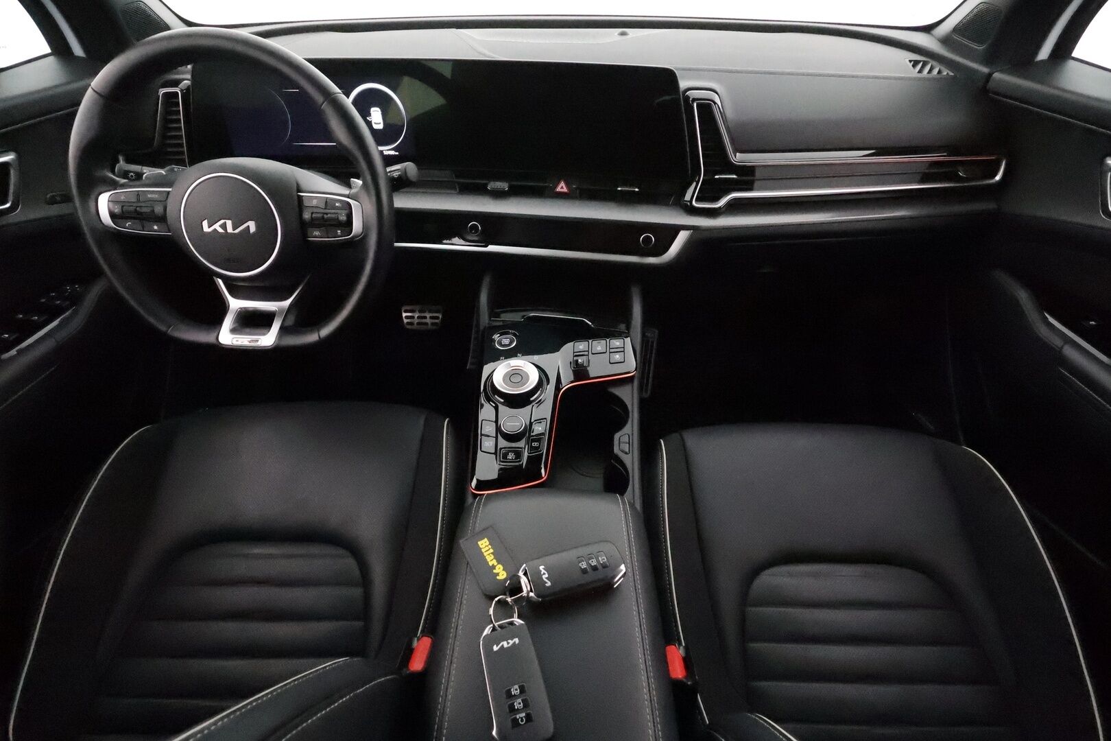Kia Sportage 2023 1,6 T-GDI AWD Plug-in Hybrid GT-Line **360-kamera / Muistipenkit / H&K / Ilmastoidut penkit / Koukku / TULOSSA** - 3,99 % KORKOTARJOUS TÄHÄN AUTOON - 