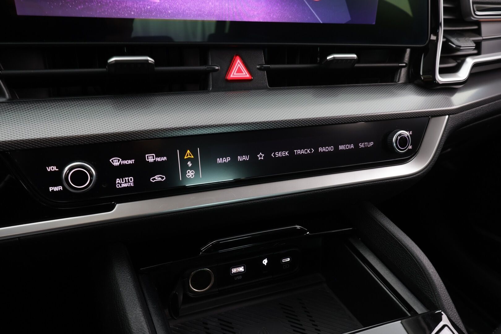 Kia Sportage 2022 1,6 T-GDI AWD Plug-in Hybrid Business Premium AT 265hv * ACC / LED / Koukku / 360° / Navi / Kaistavahti / Keyless * - Suomi-auto / Akku kuntotarkastettu SoH 98% / 2x Latauskaapelit / Kahdet renkaat / Merkkihuollettu! - HULLUT VÄLIPÄIVÄT KORKOTARJOUS 2,49%