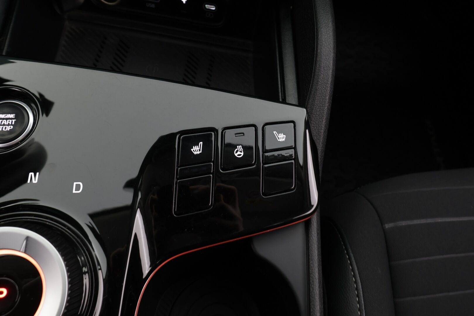 Kia Sportage 2022 1,6 T-GDI AWD Plug-in Hybrid Business Premium AT 265hv * ACC / LED / Koukku / 360° / Navi / Kaistavahti / Keyless * - Suomi-auto / Akku kuntotarkastettu SoH 98% / 2x Latauskaapelit / Kahdet renkaat / Merkkihuollettu! - HULLUT VÄLIPÄIVÄT KORKOTARJOUS 2,49%