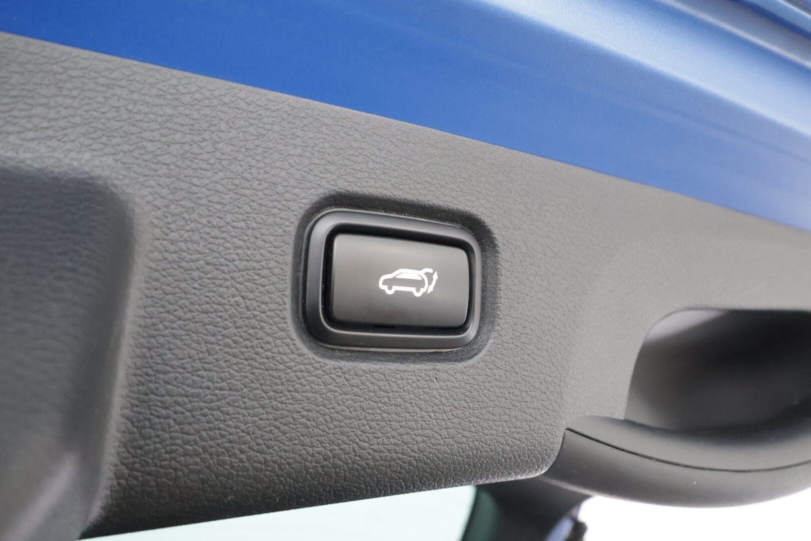 Kia Sportage 2022 1,6 T-GDI AWD Plug-in Hybrid Business Premium AT 265hv * ACC / LED / Koukku / 360° / Navi / Kaistavahti / Keyless * - Suomi-auto / Akku kuntotarkastettu SoH 98% / 2x Latauskaapelit / Kahdet renkaat / Merkkihuollettu! - HULLUT VÄLIPÄIVÄT KORKOTARJOUS 2,49%