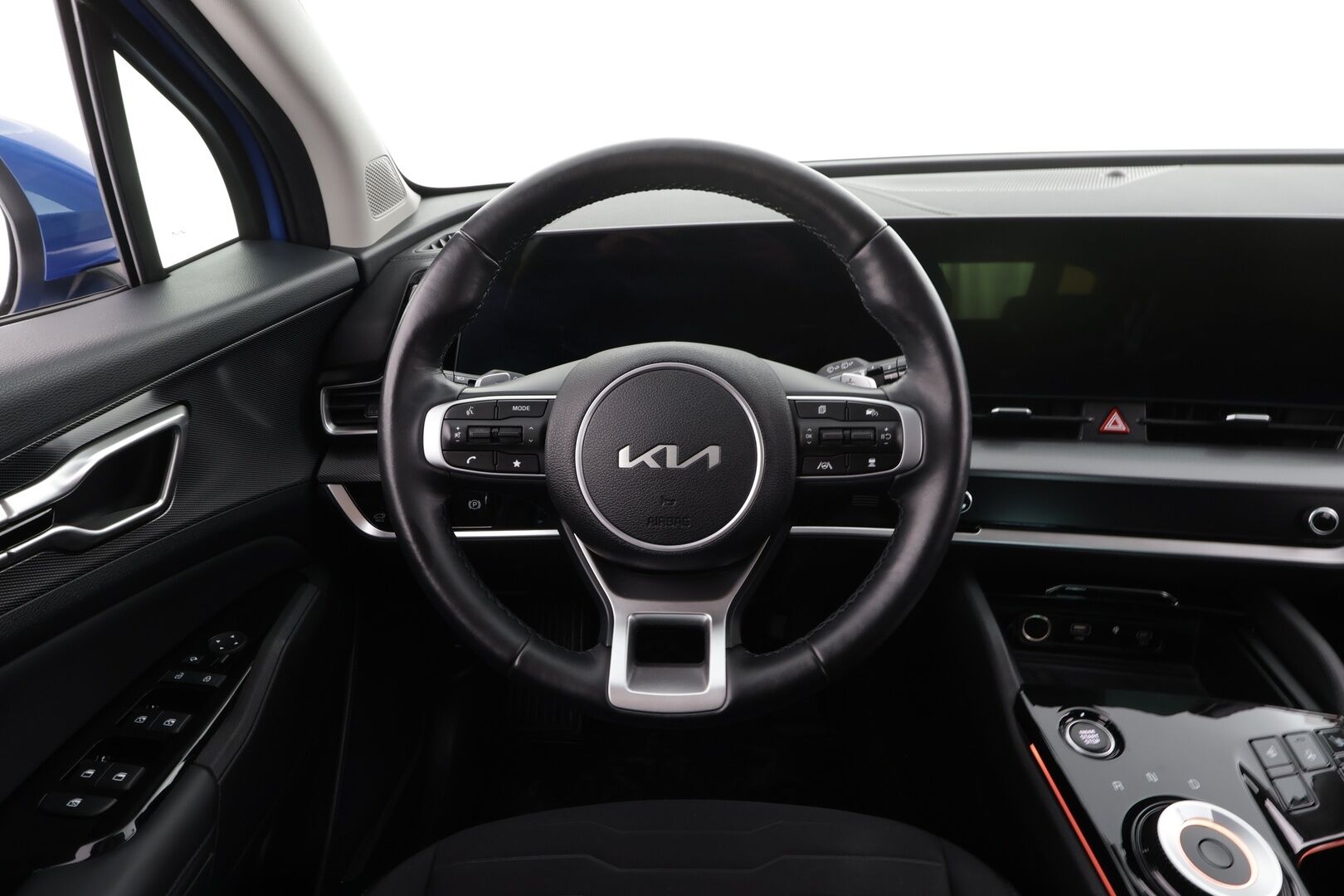 Kia Sportage 2022 1,6 T-GDI AWD Plug-in Hybrid Business Premium AT 265hv * ACC / LED / Koukku / 360° / Navi / Kaistavahti / Keyless * - Suomi-auto / Akku kuntotarkastettu SoH 98% / 2x Latauskaapelit / Kahdet renkaat / Merkkihuollettu! - HULLUT VÄLIPÄIVÄT KORKOTARJOUS 2,49%