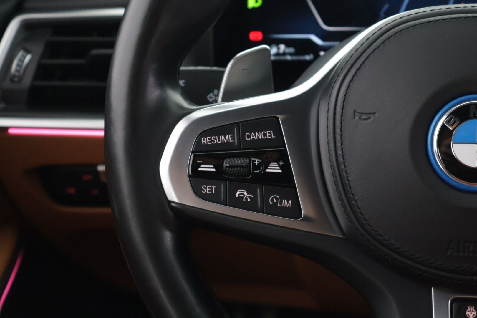 BMW 330 2023 G21 Touring 330e xDrive A Charged Edition M Sport *ACC / P-Kamera / Konjakkinahat / Comfort Access / Hifit* - *Juuri huollettu / Kahdet renkaat vantein* - Osta nyt, maksa vasta ensi vuonna