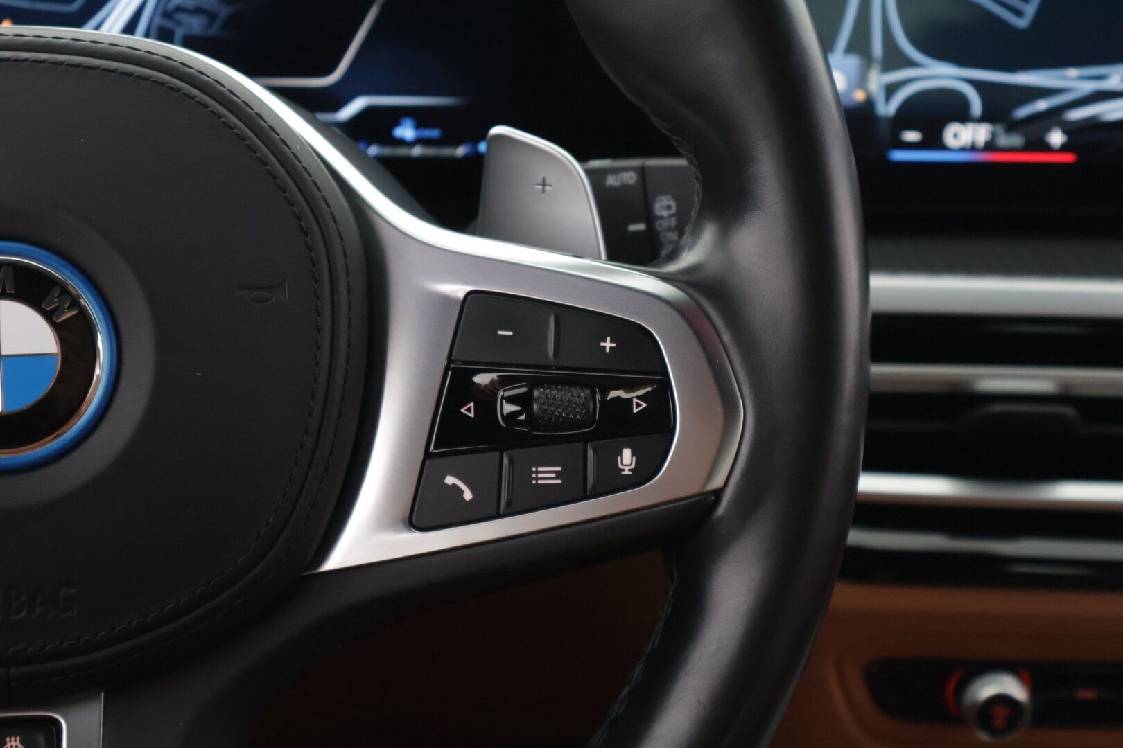 BMW 330 2023 G21 Touring 330e xDrive A Charged Edition M Sport *ACC / P-Kamera / Konjakkinahat / Comfort Access / Hifit* - *Juuri huollettu / Kahdet renkaat vantein* - Osta nyt, maksa vasta ensi vuonna