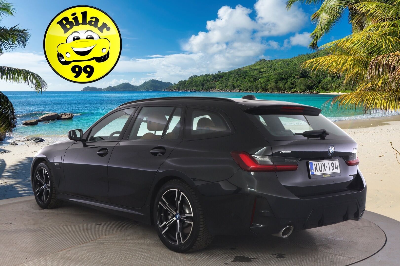 BMW 330 2023 G21 Touring 330e xDrive A Charged Edition M Sport *ACC / P-Kamera / Konjakkinahat / Comfort Access / Hifit* - *Juuri huollettu / Kahdet renkaat vantein*