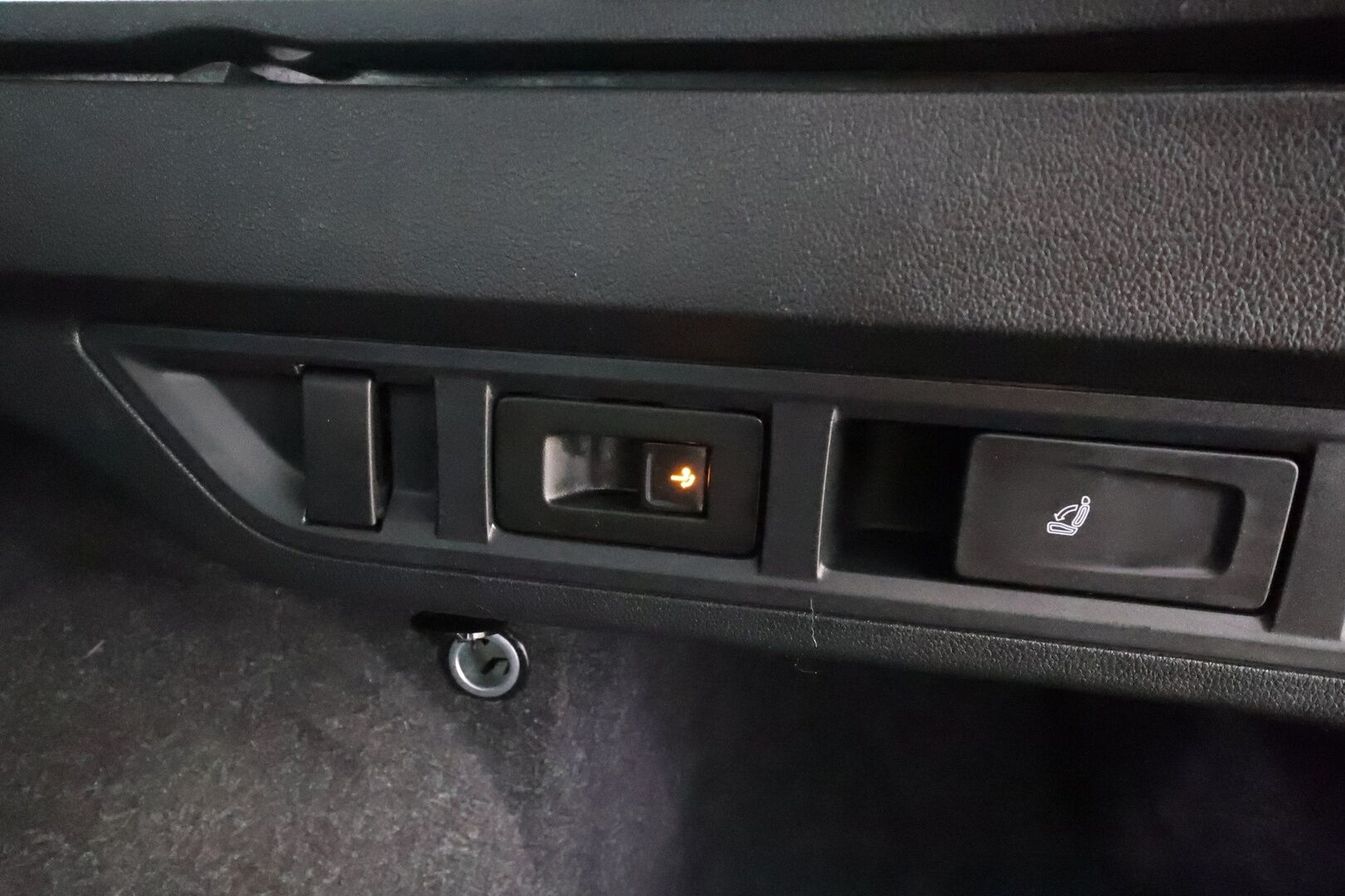 Skoda Octavia 2023 Combi 1.5 TSI Style eTEC DSG * Koukku / ACC / Webasto / Matrix-LED / P.Kamera / Smartlink / Keyless * - 1-om Suomi-auto / Kahdet renkaat aluvanteilla - HULLUT AVAJAISHULINAT KORKOTARJOUS 3,29 %