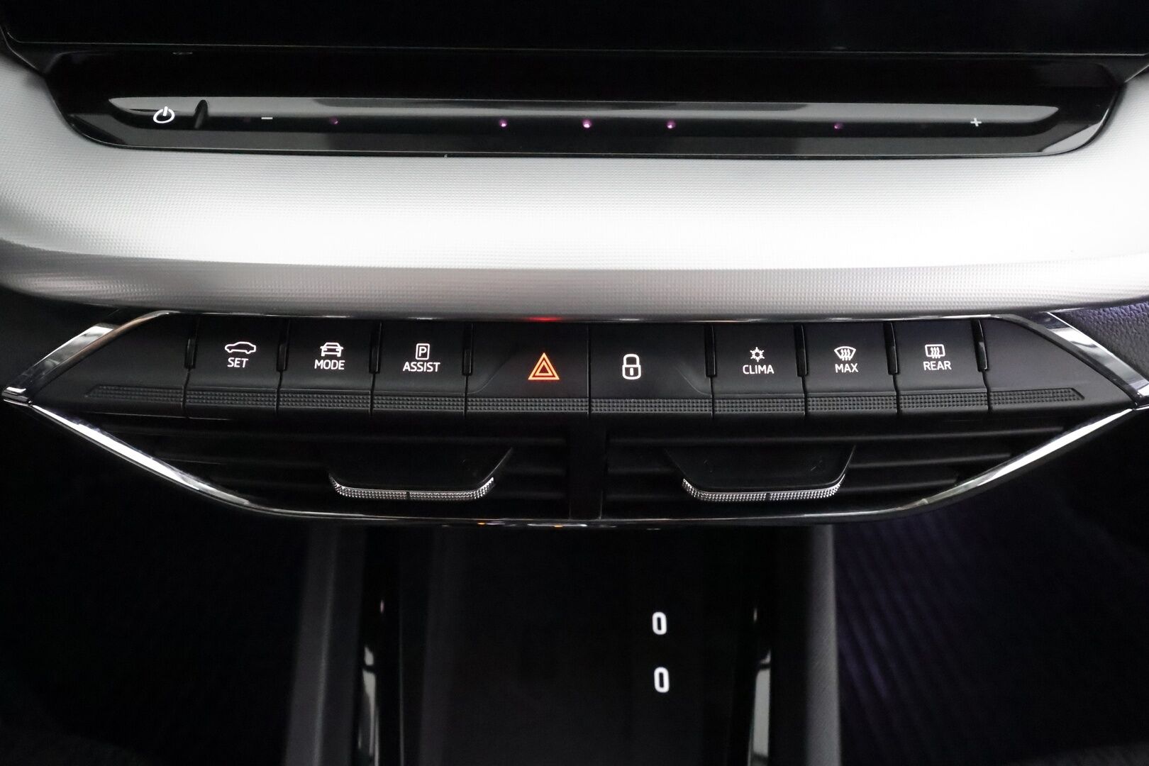 Skoda Octavia 2023 Combi 1.5 TSI Style eTEC DSG * Koukku / ACC / Webasto / Matrix-LED / P.Kamera / Smartlink / Keyless * - 1-om Suomi-auto / Kahdet renkaat aluvanteilla - HULLUT AVAJAISHULINAT KORKOTARJOUS 3,29 %