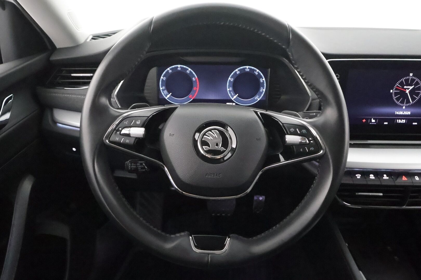 Skoda Octavia 2023 Combi 1.0 TSI Style eTEC DSG Autom. - ACC / Webasto / Matrix-LED / P.kamera / P.tutkat / Vetokoukku