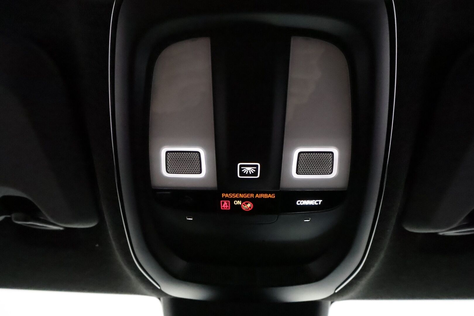 Polestar 2 2023 Long Range Dual Motor, 300kW, 78kWh **Adapt.vakkari / Muistipenkki / Lämpöpumppu / H&K / Lasikatto / 360,kamera** - 3,99 % KORKOTARJOUS TÄHÄN AUTOON - 1.Om Suomi-auto / Merkkihuollettu / Kahdet renkaat aluvanteilla / Koukku / Navi / Ratinlämmitin / Penkinlämmittimet takana 